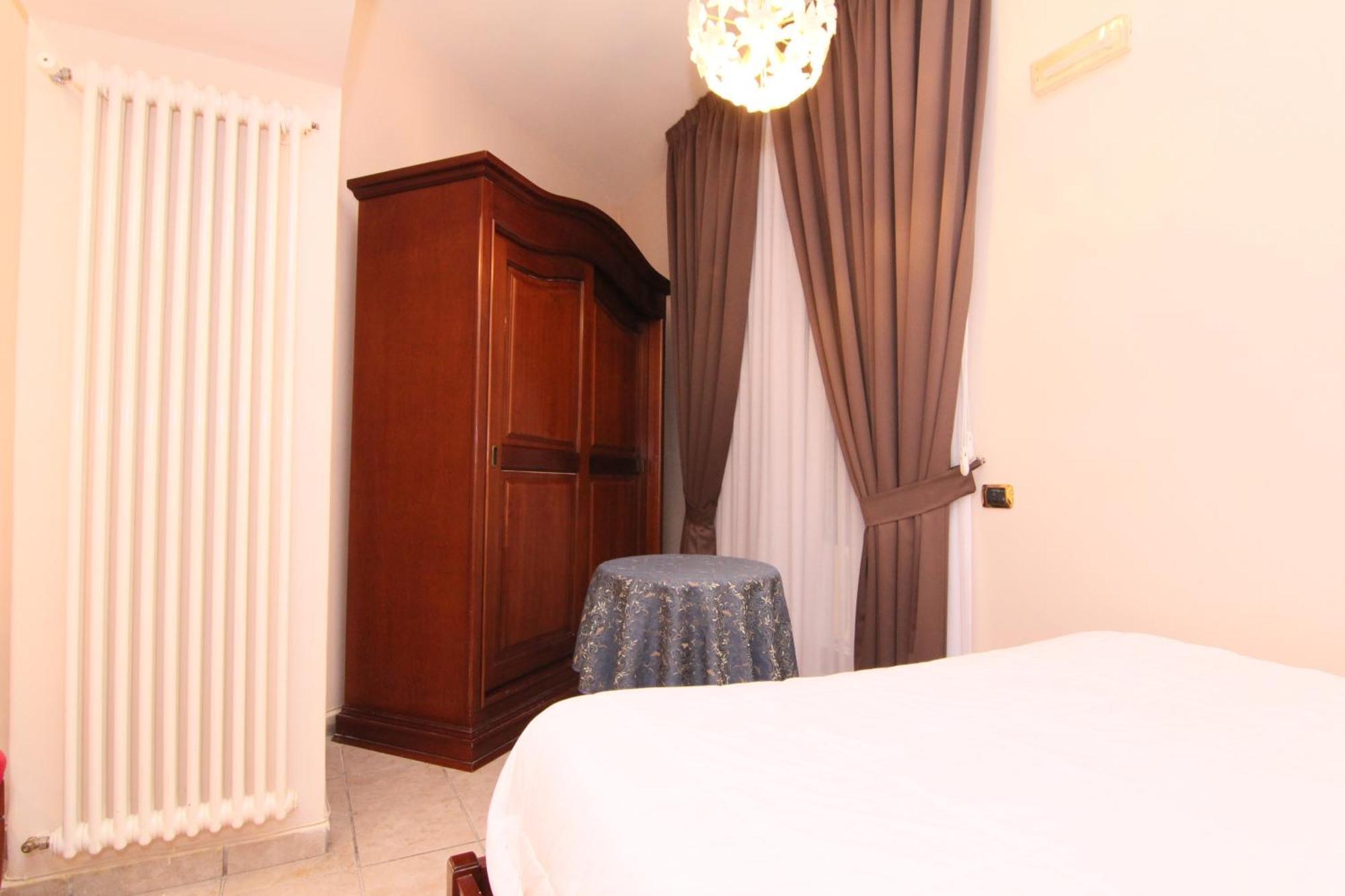 B&B Del Corso Naples Exterior photo