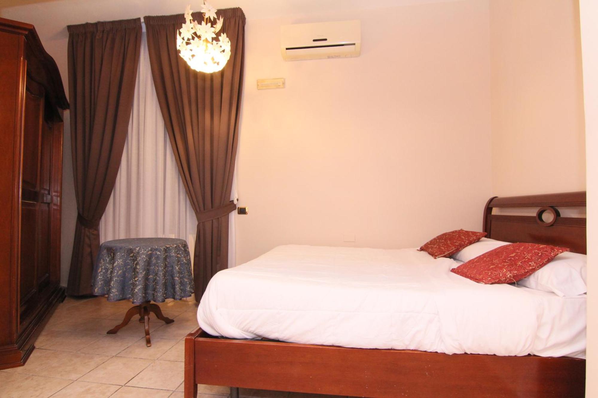 B&B Del Corso Naples Exterior photo